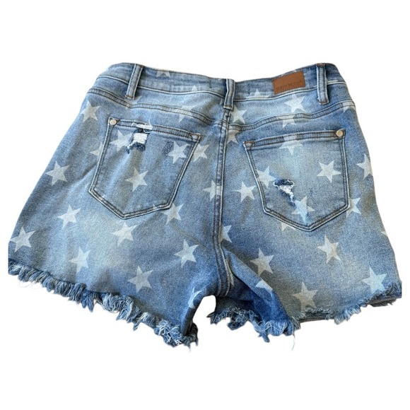 Judy Blue Star Print Distressed Cut off Shorts Large High Rise - Picture 4 of 5
